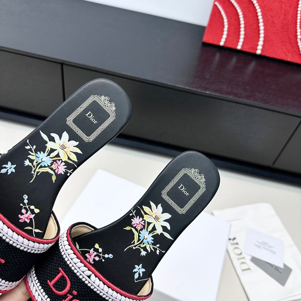 Black Dway Slide