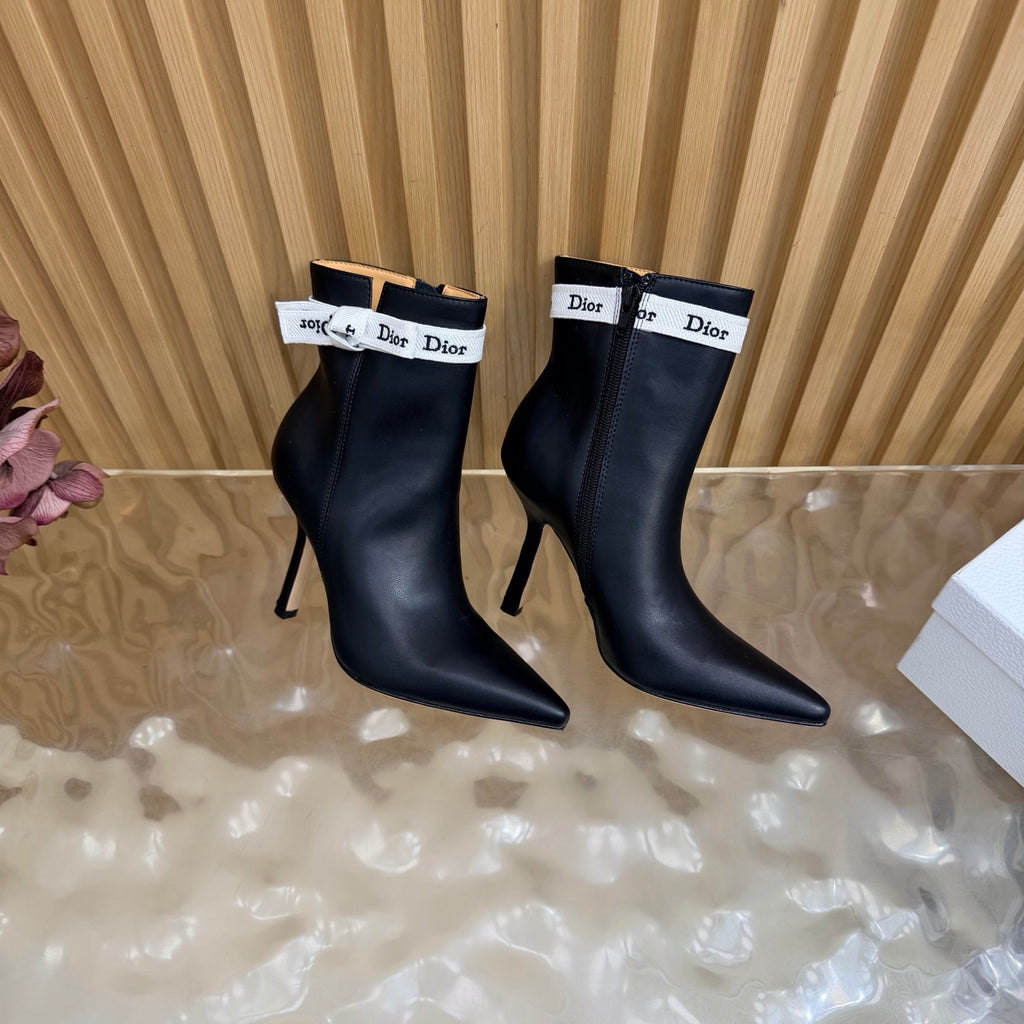 Black J'Adior Heeled Ankle Boot