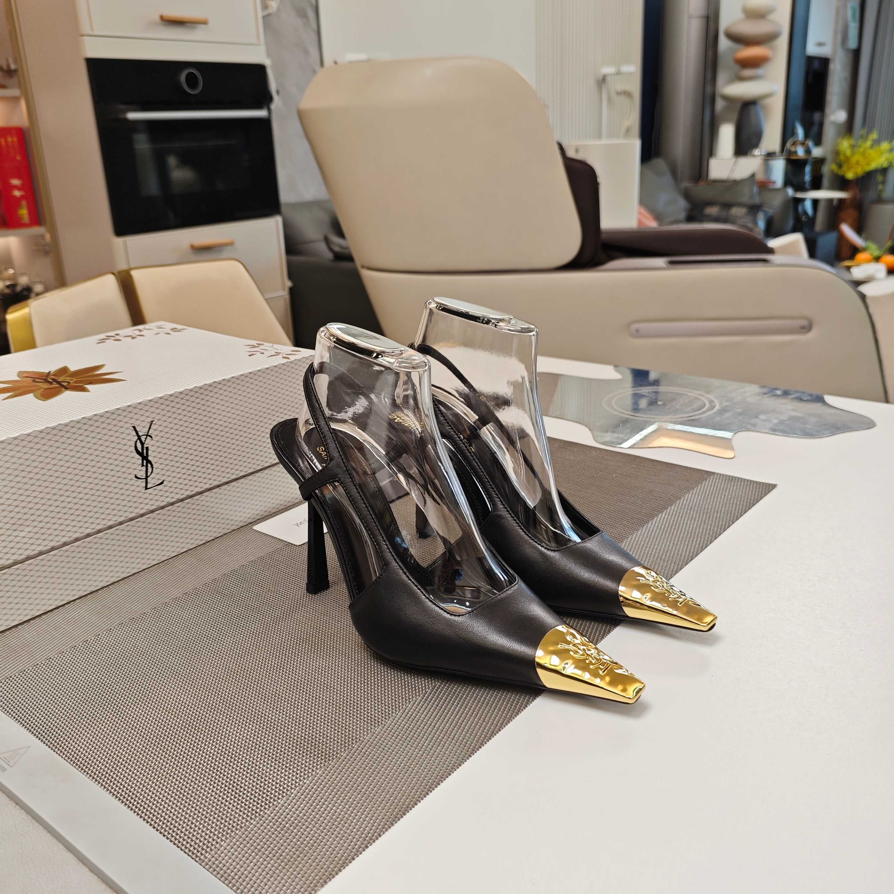 Black & Gold Jeanne Slingback Pumps
