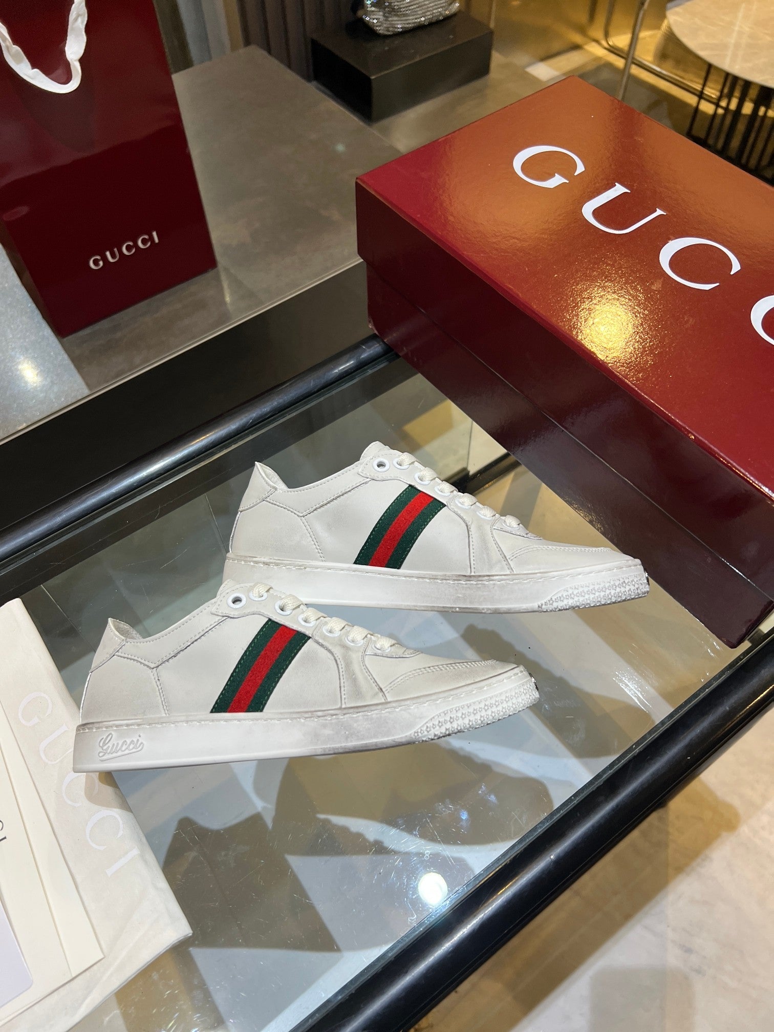 Women's White Stretch Low-Top Sneaker