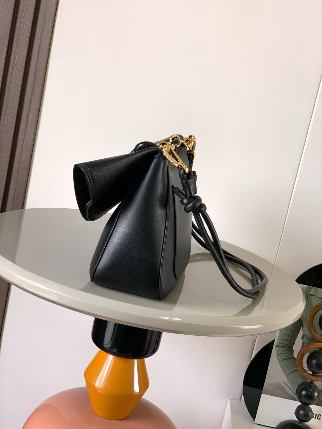 Black Medium Ola Bag In Leather