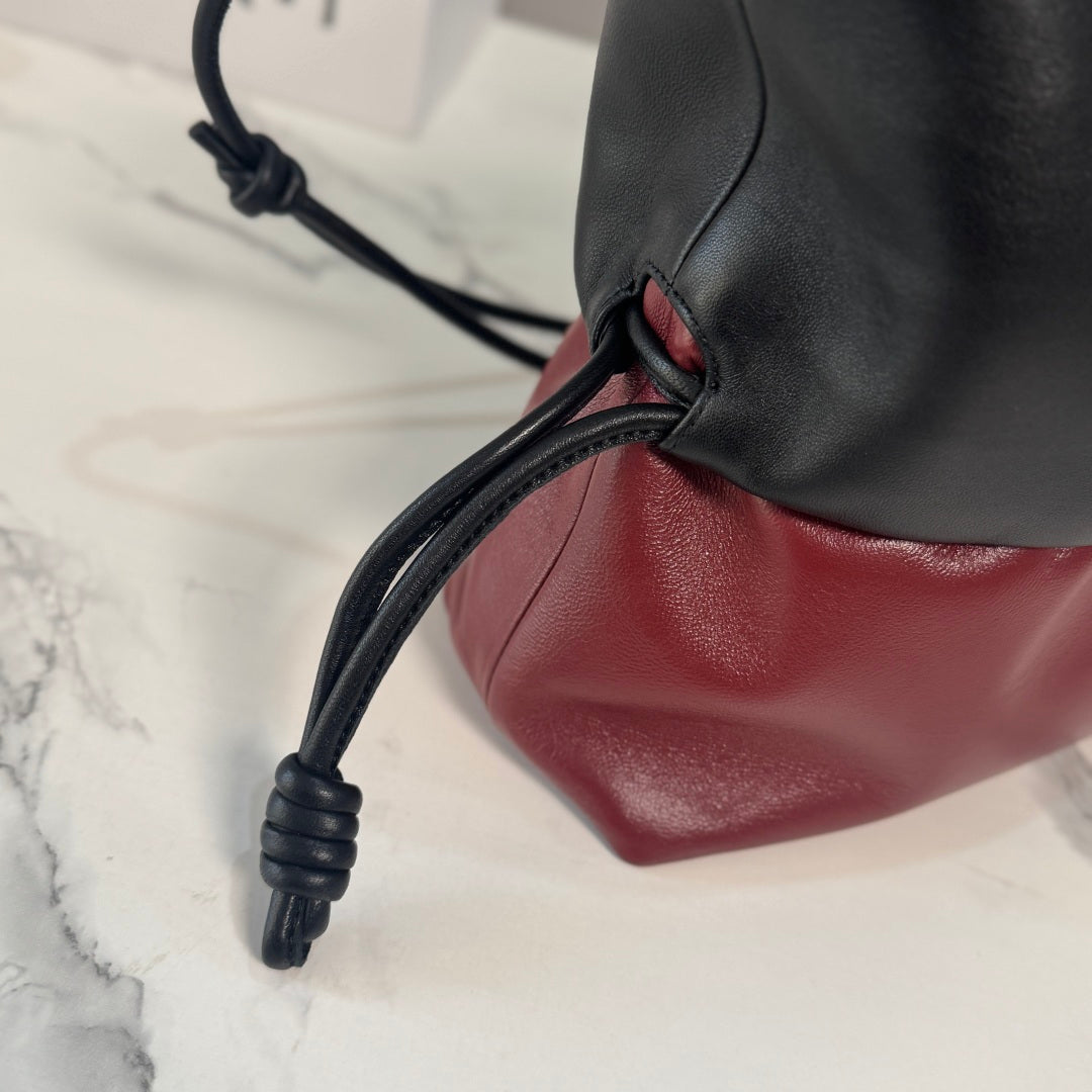 Black/Copper Red Flamenco Rolled Bag In Leather