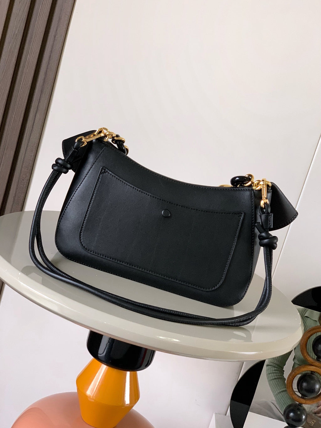 Black Medium Ola Bag In Leather