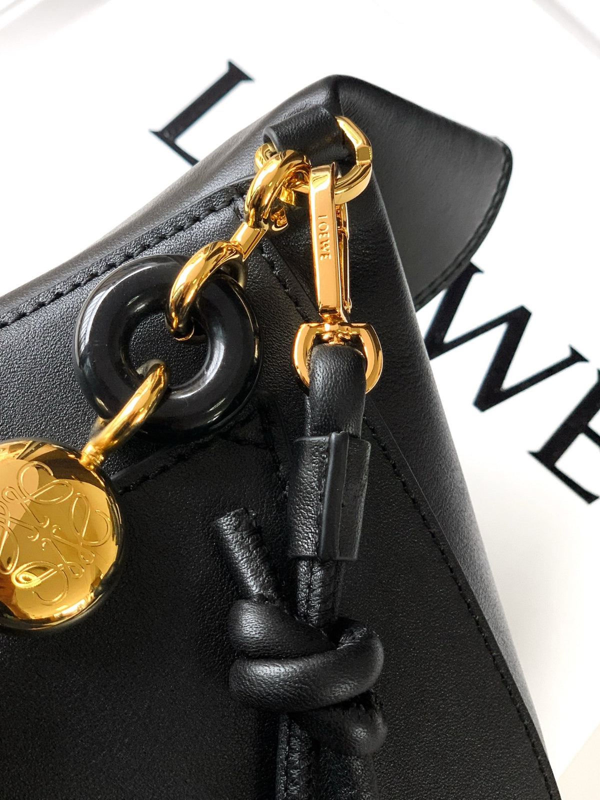 Black Medium Ola Bag In Leather