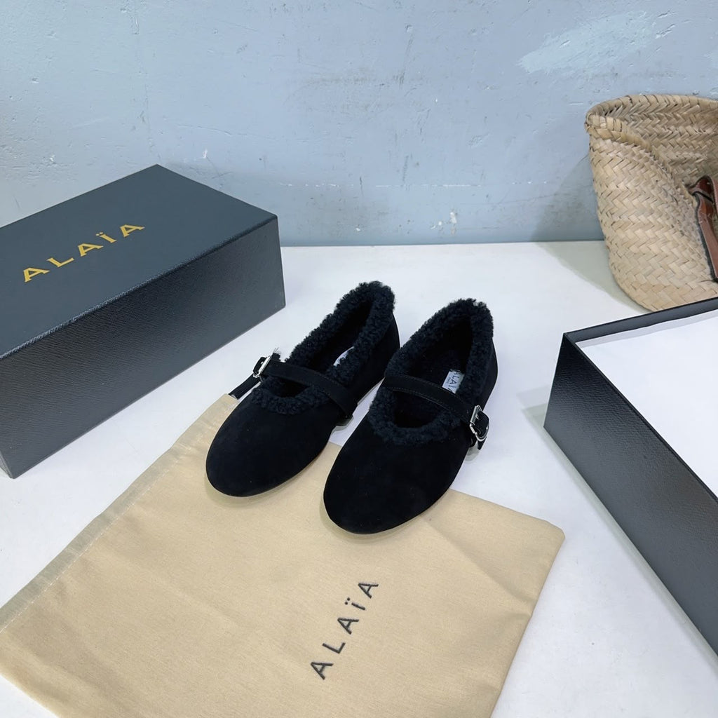Black Ballet Flats In Merino Shearling