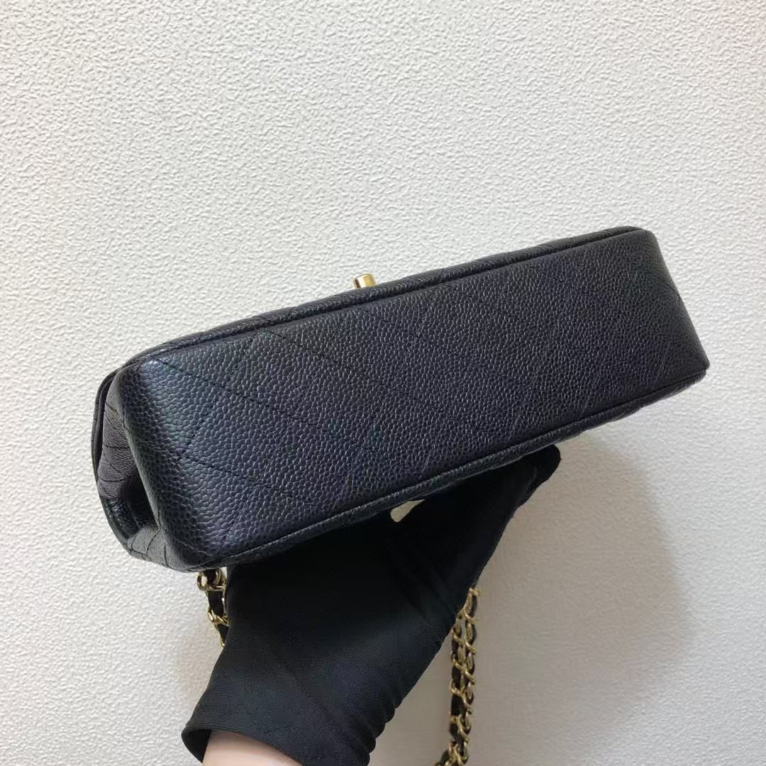 Black Classic Small C In Grained Leather