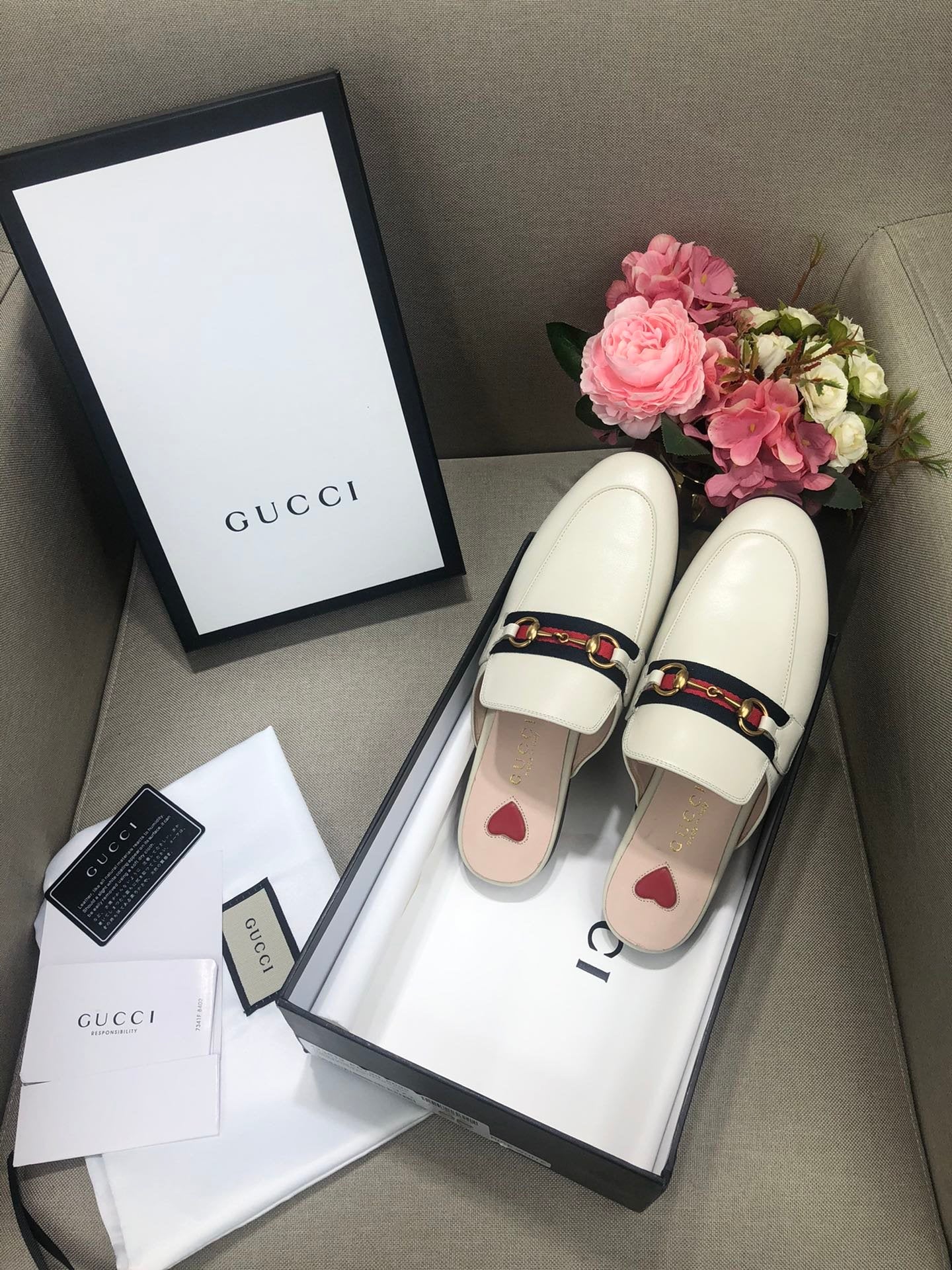 White leather with tonal piping GP slipper