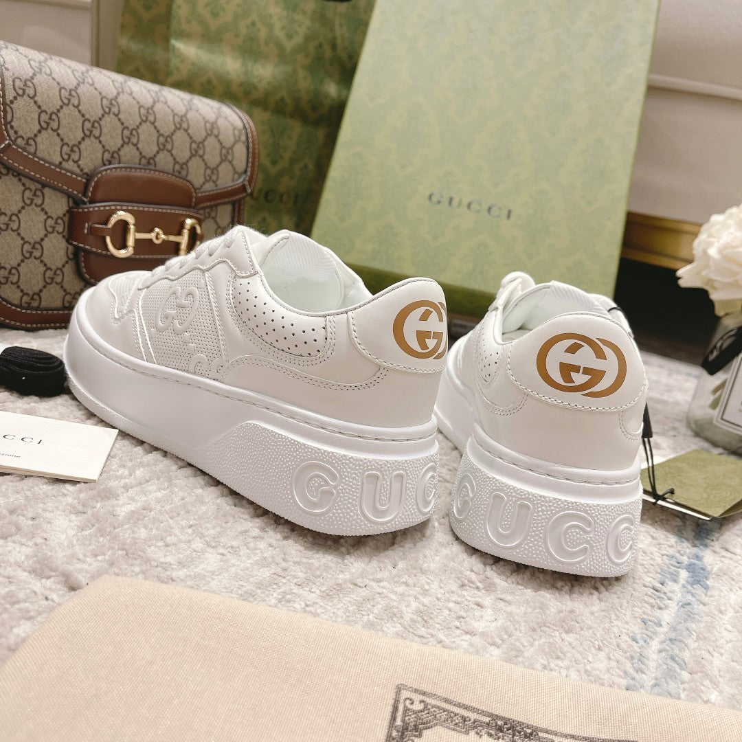 Women's White GG sneaker
