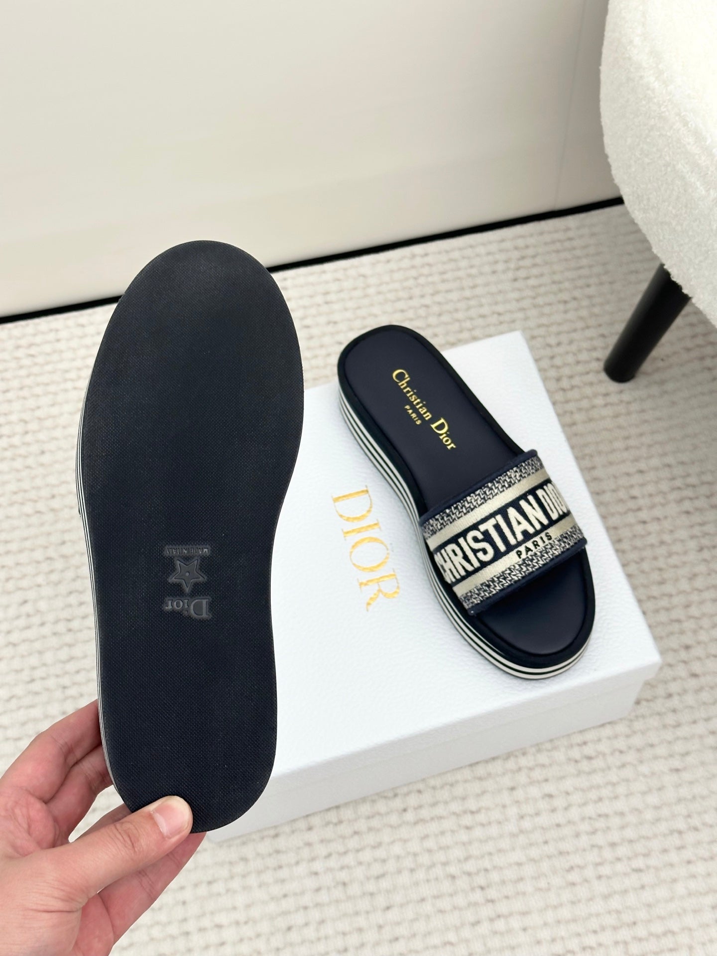 Deep Blue Dway Platform Slide