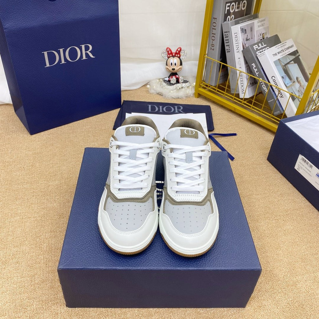 Women's Cream and Greige B27WT low-top sneaker