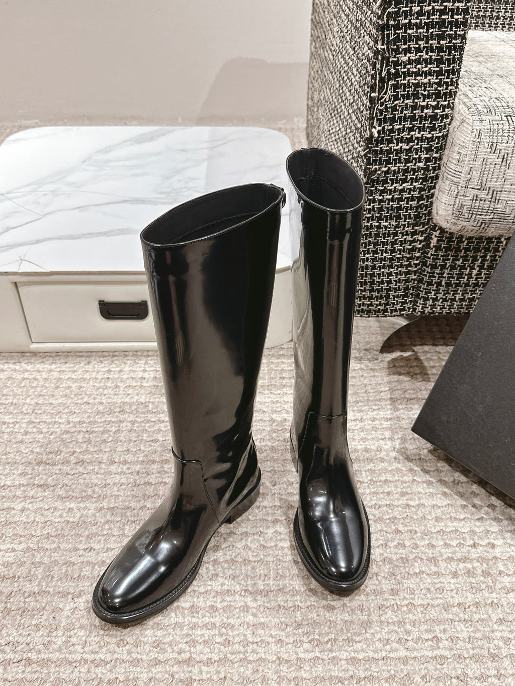 Black Hunt Boots In Glazed Leather