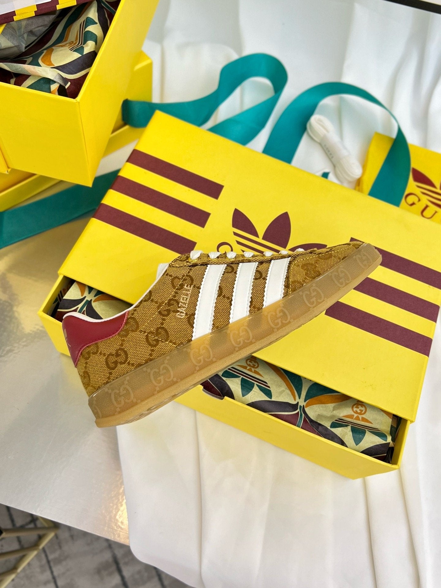 Men's Natural AG canvas sneakers