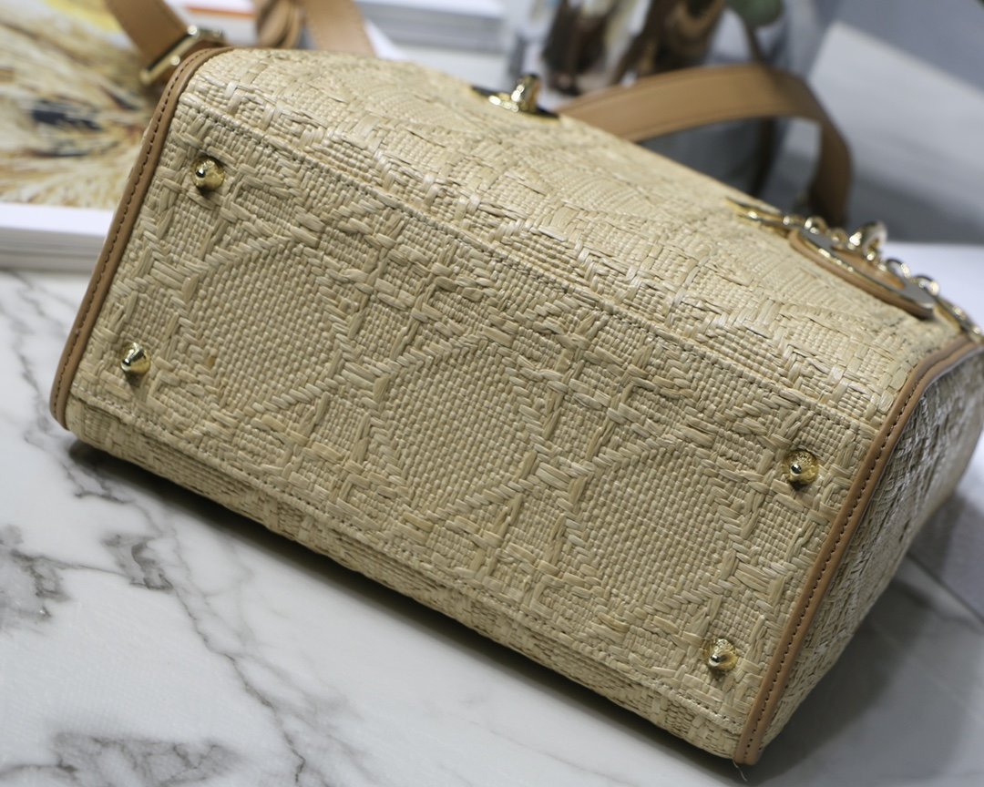 Natural raffia medium LD-lite bag