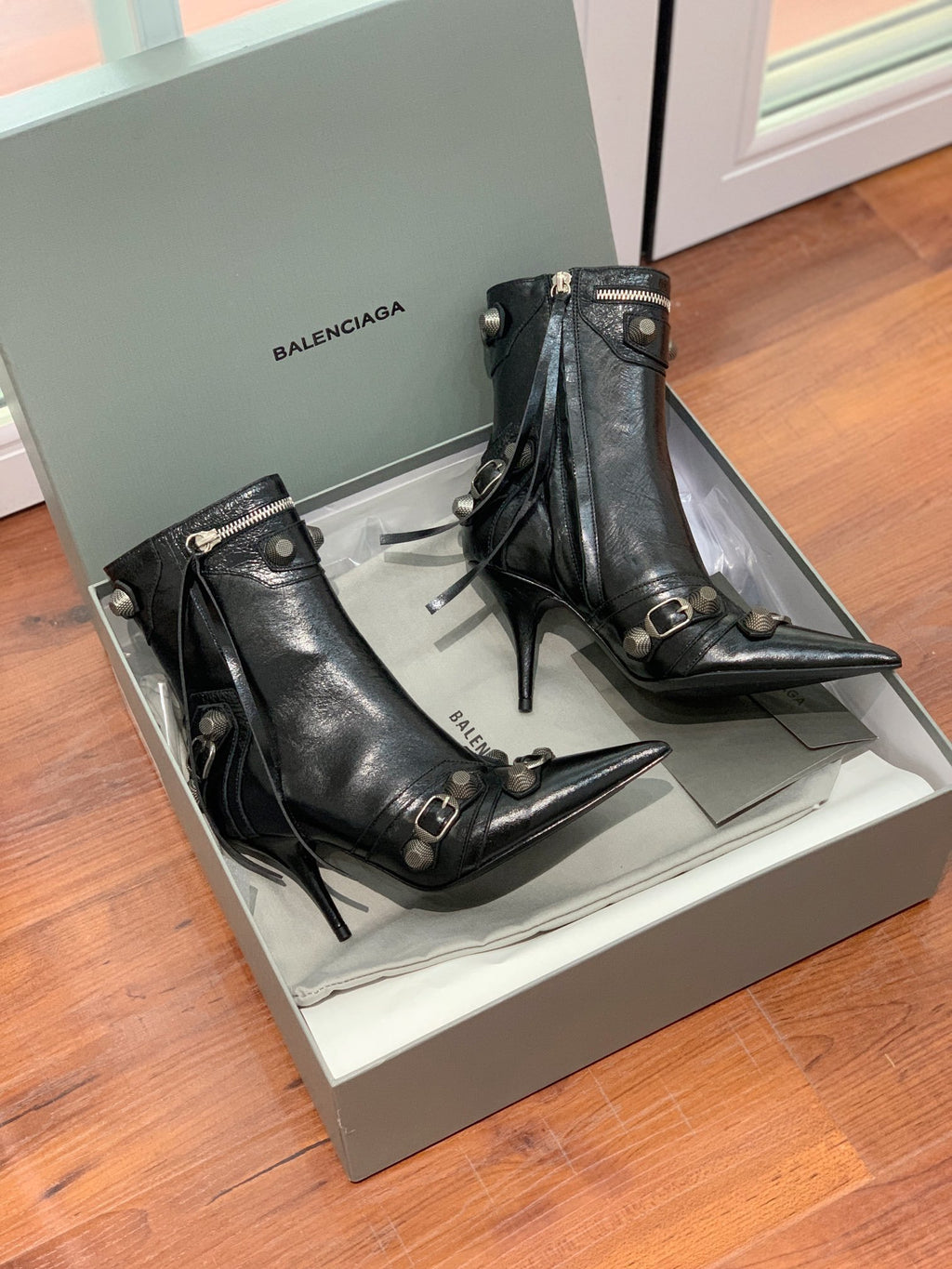 Black BC 90mm bootie