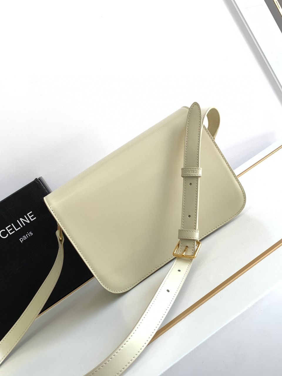 Limestone medium triomphe bag