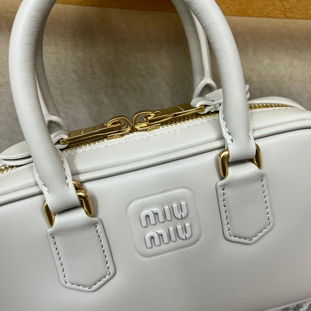 Chalk White Arcadie Leather Mini-Bag