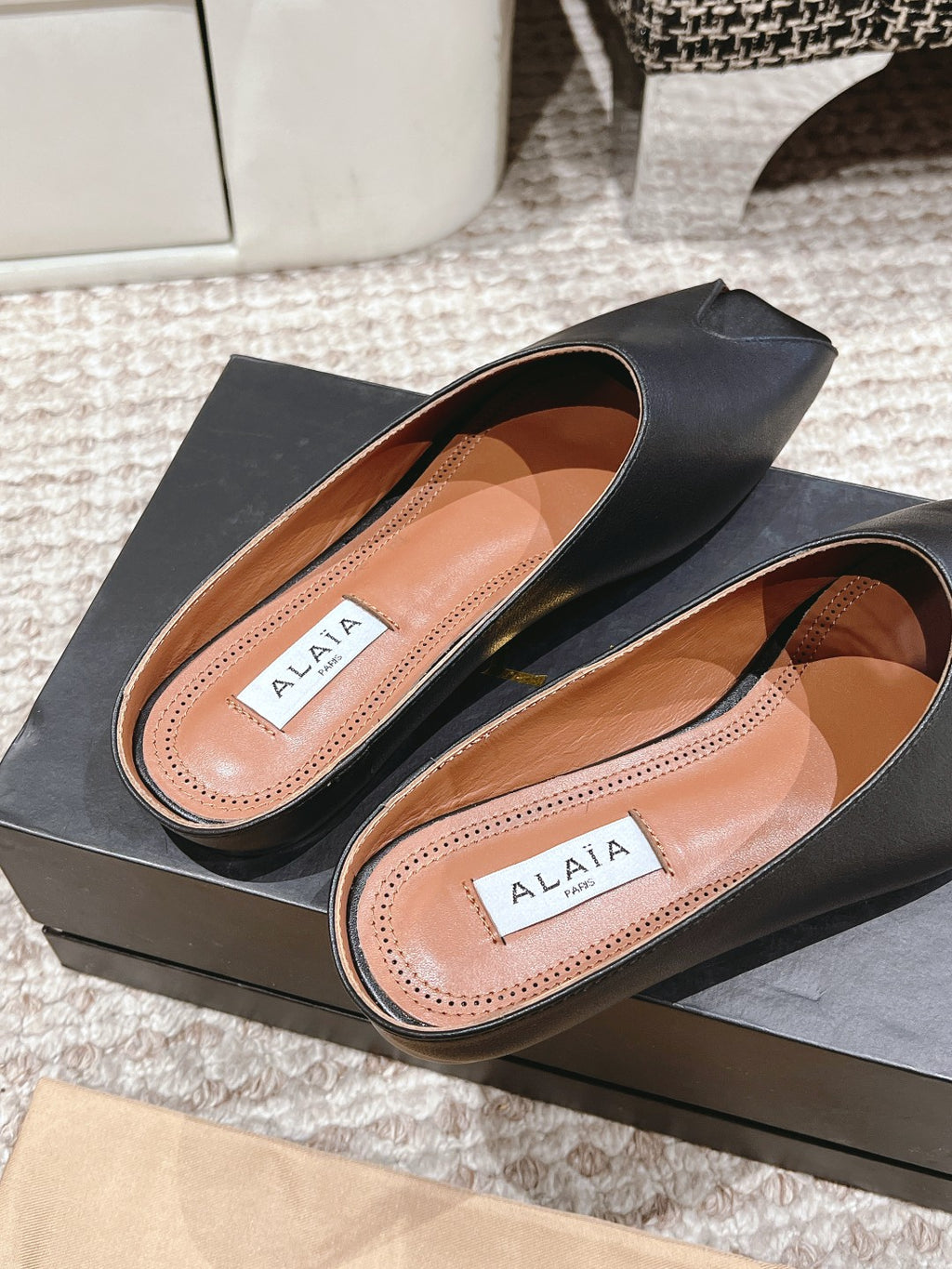 Black AS Flat Mules