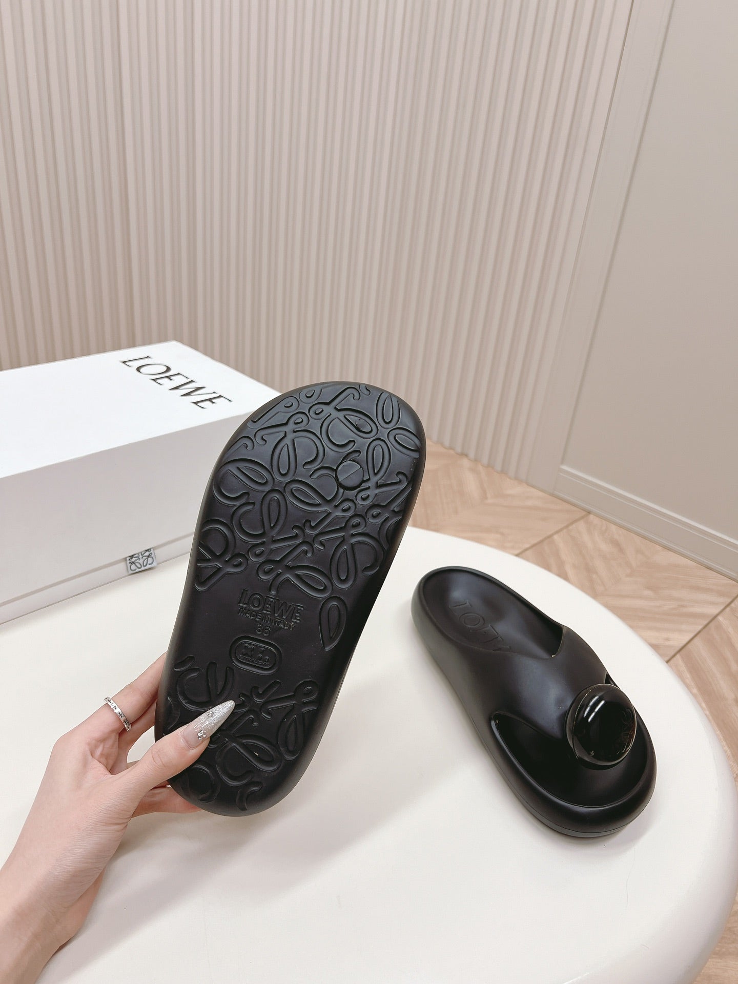 Black Foam Slide