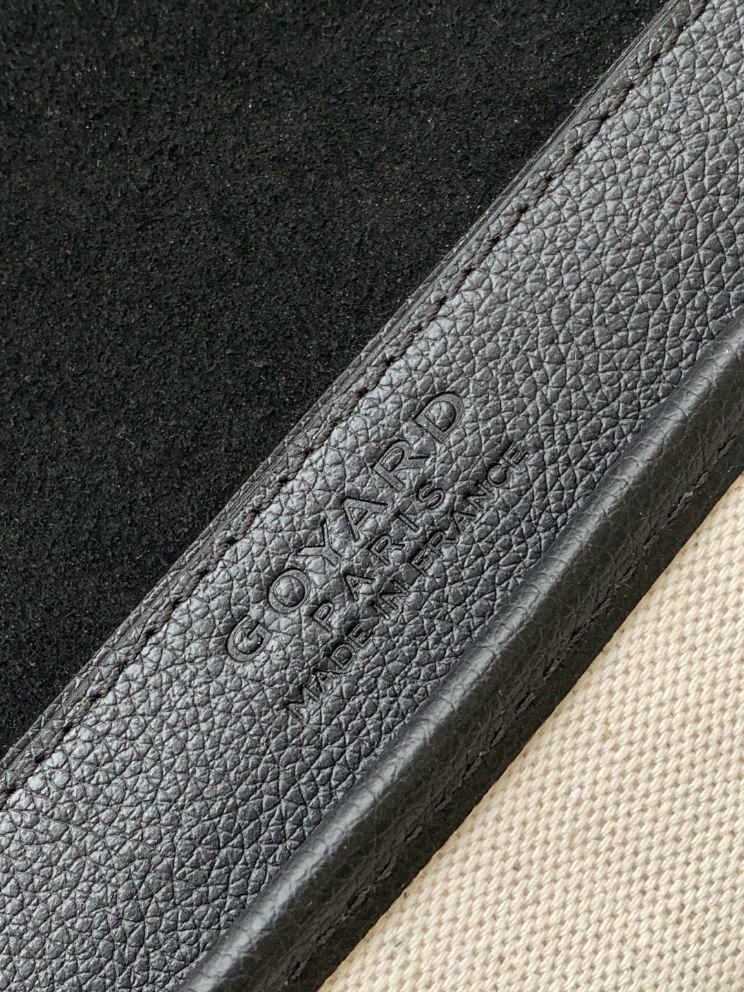 Black Coursier Messenger Bag