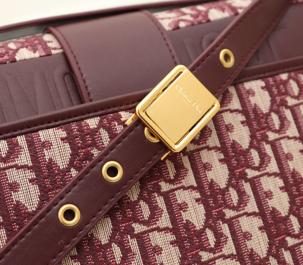 30M burgundy oblique bag