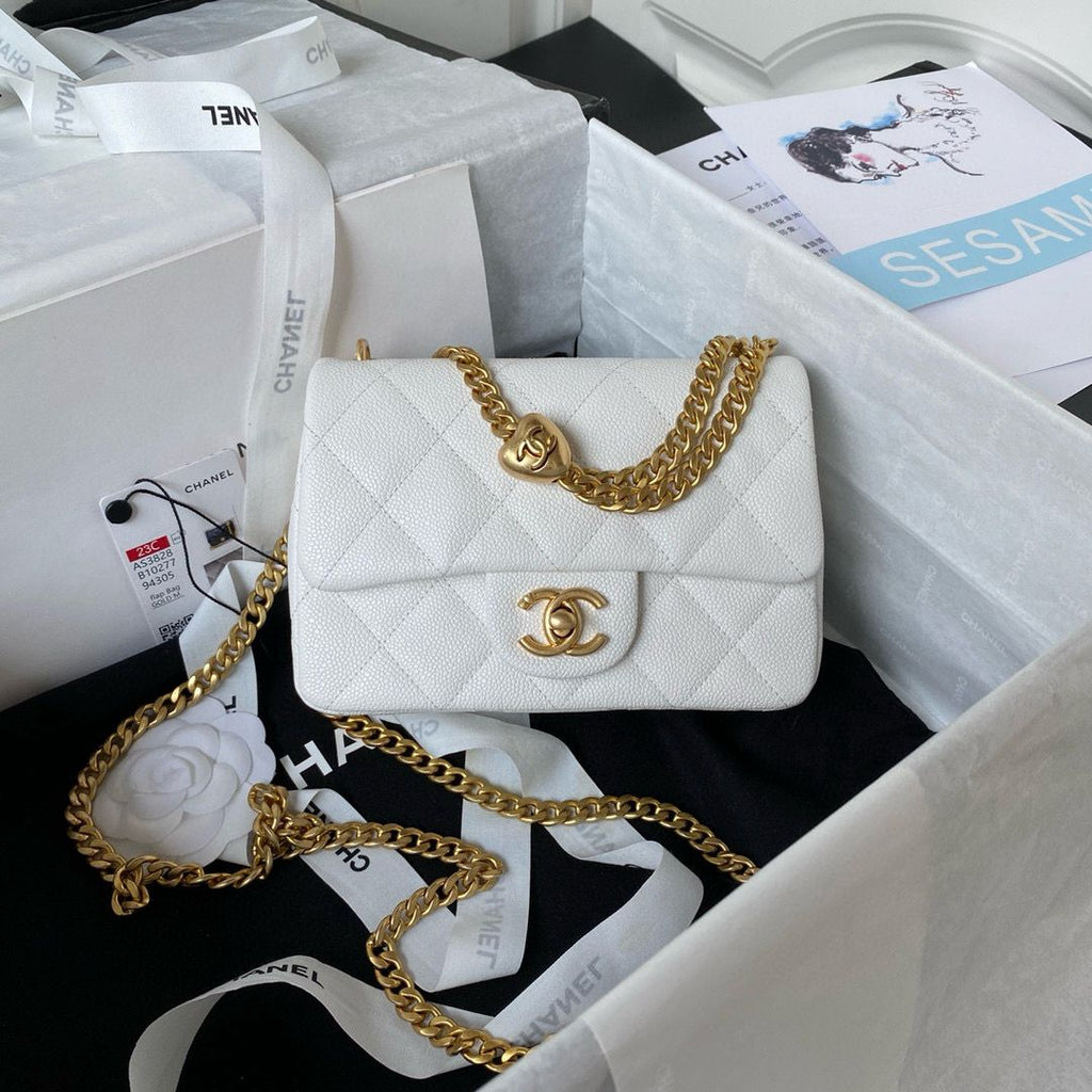 White Caviar Medium Sweetheart Crush Flap Bag