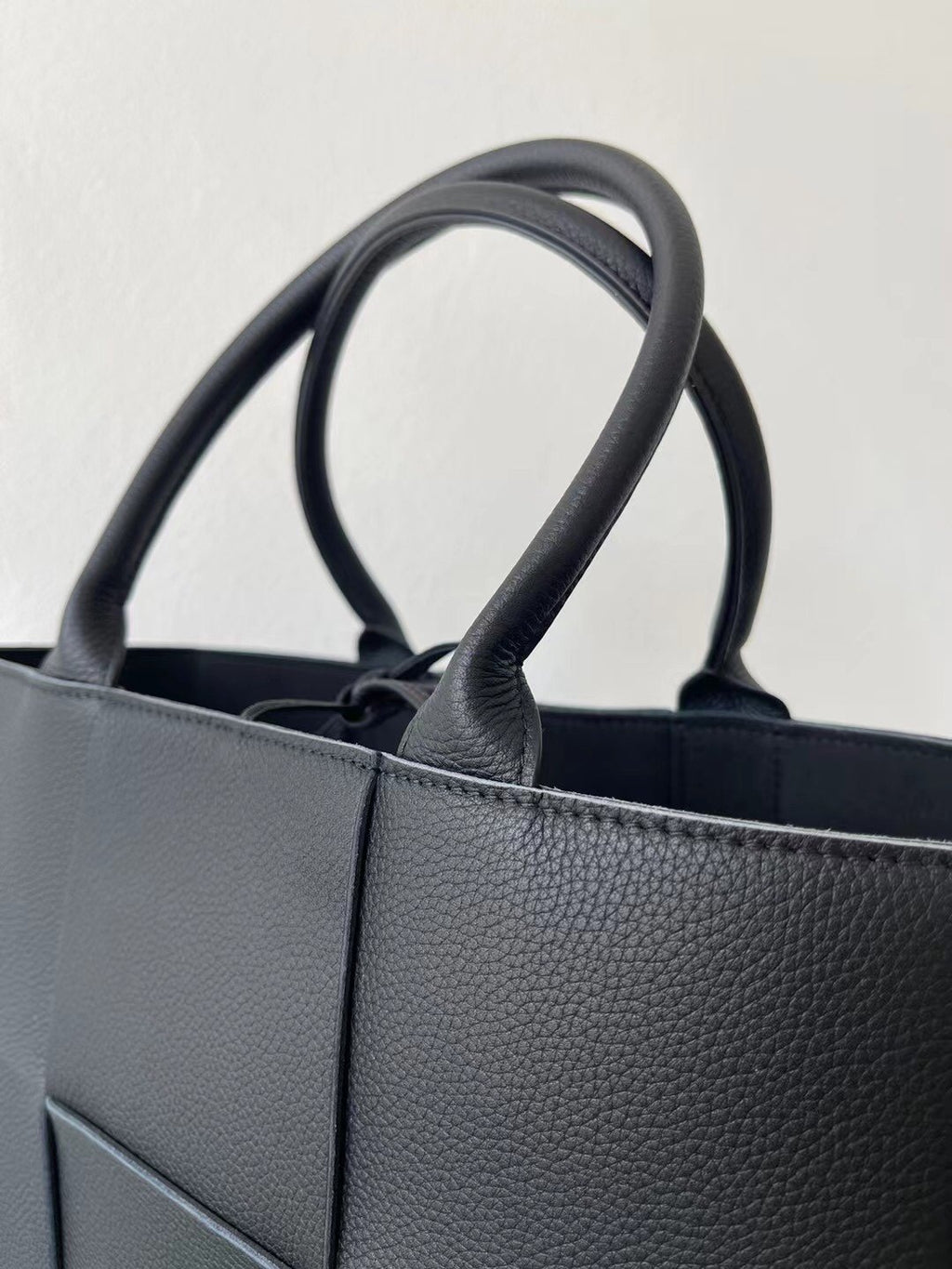 Black BA tote bag