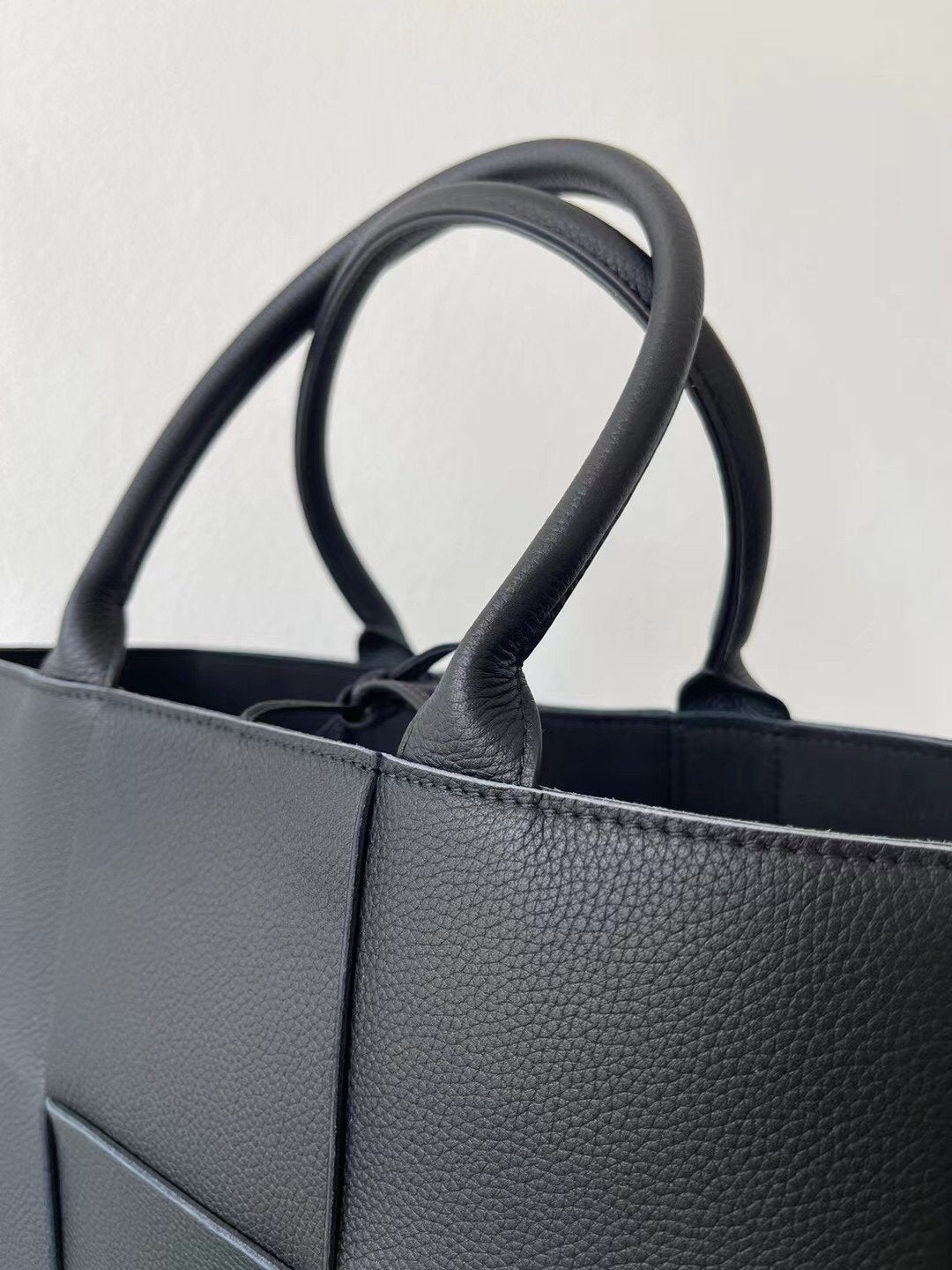 Black BA tote bag