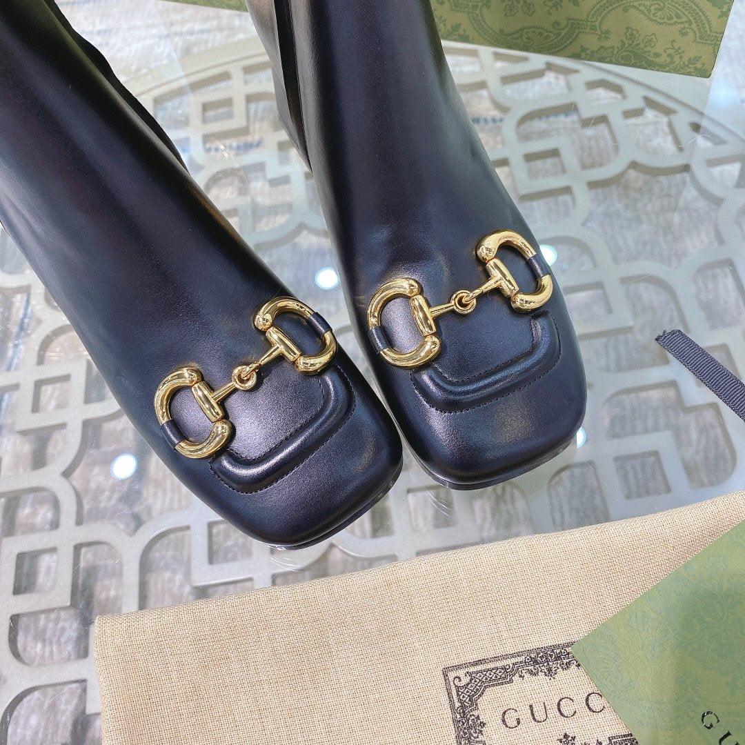 Black GH mid-heel ankle boot