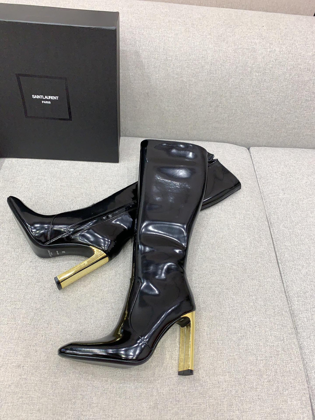 Black YA Boots In Glazed Leather