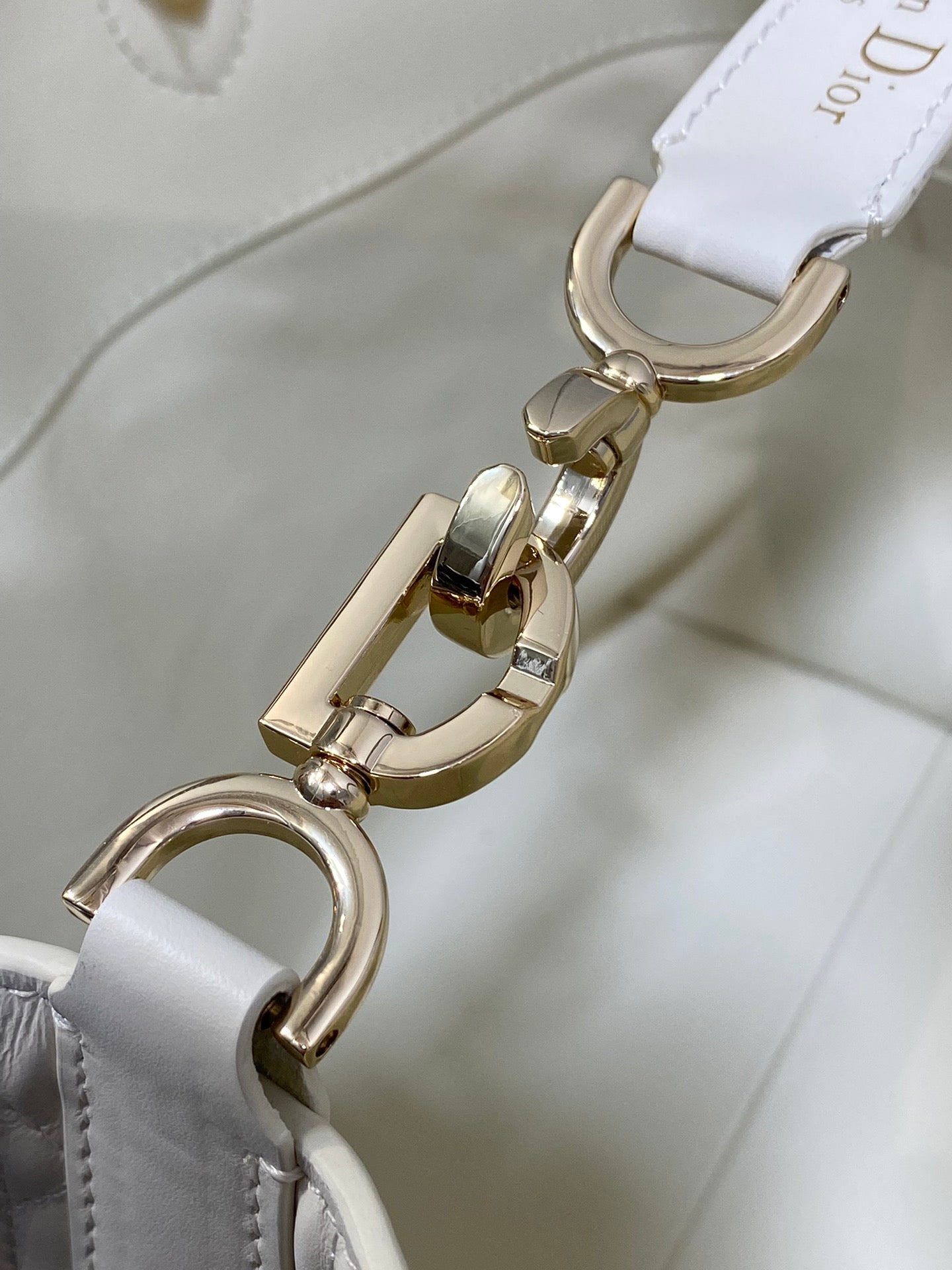 Latte Small Toujours Vertical Tote Bag