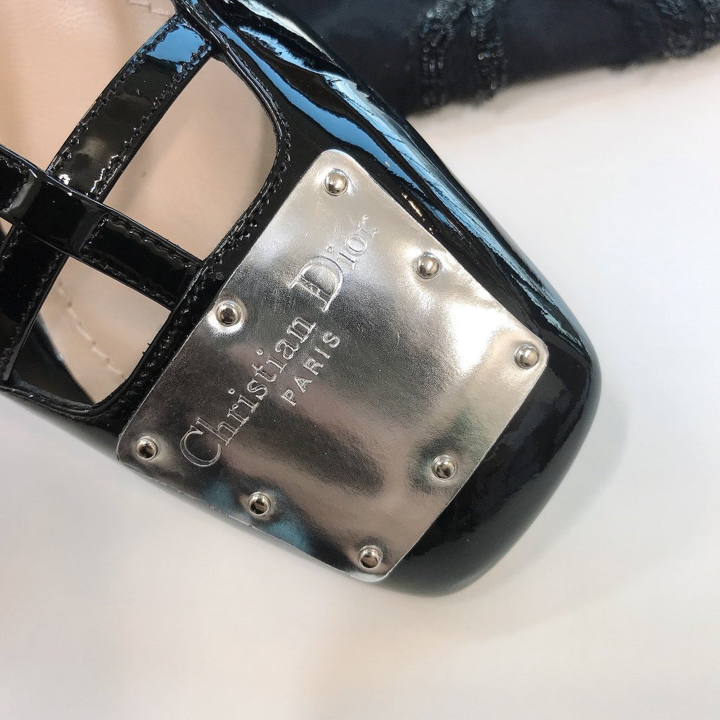 Black patent LP ballerina flat