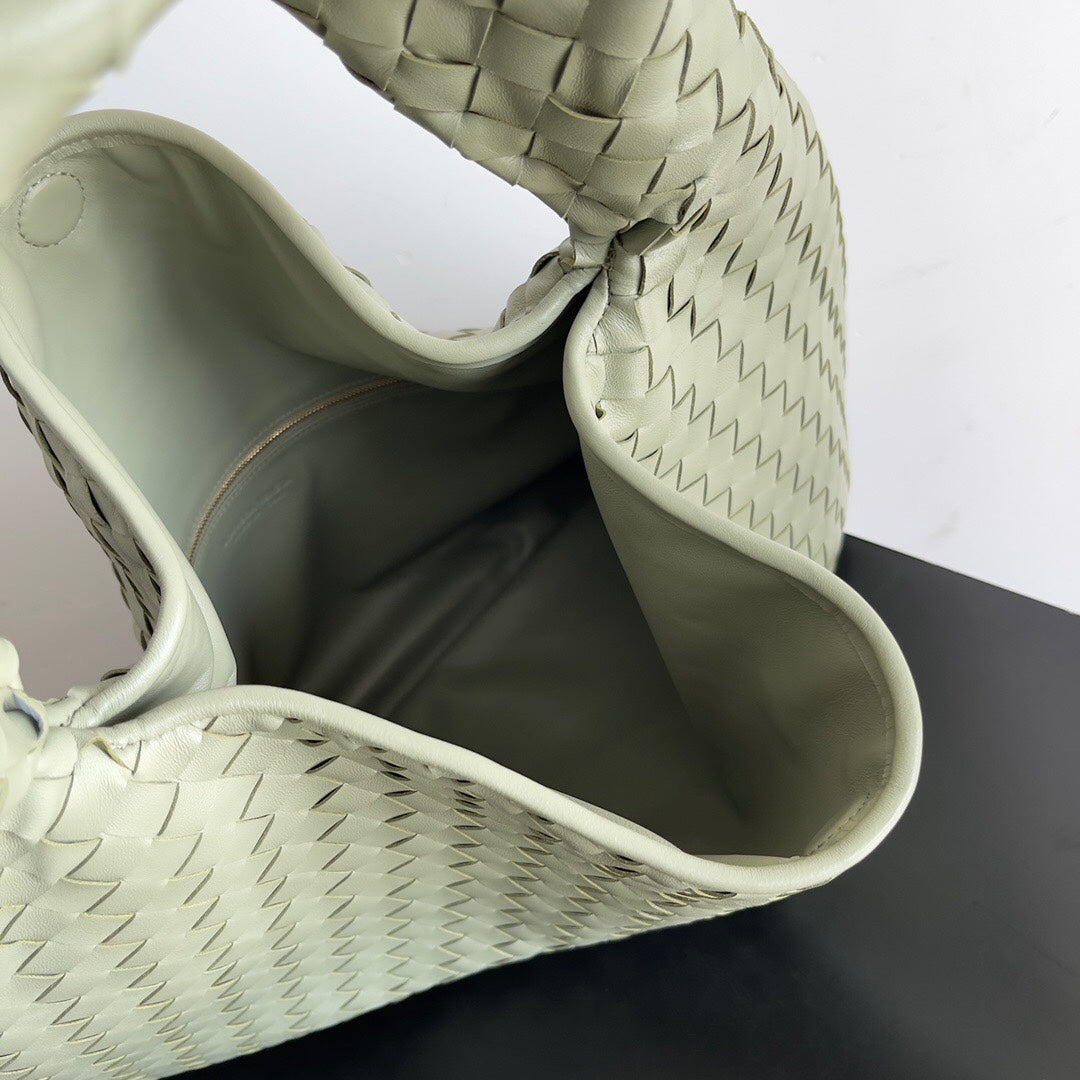 Travertine Large Hop