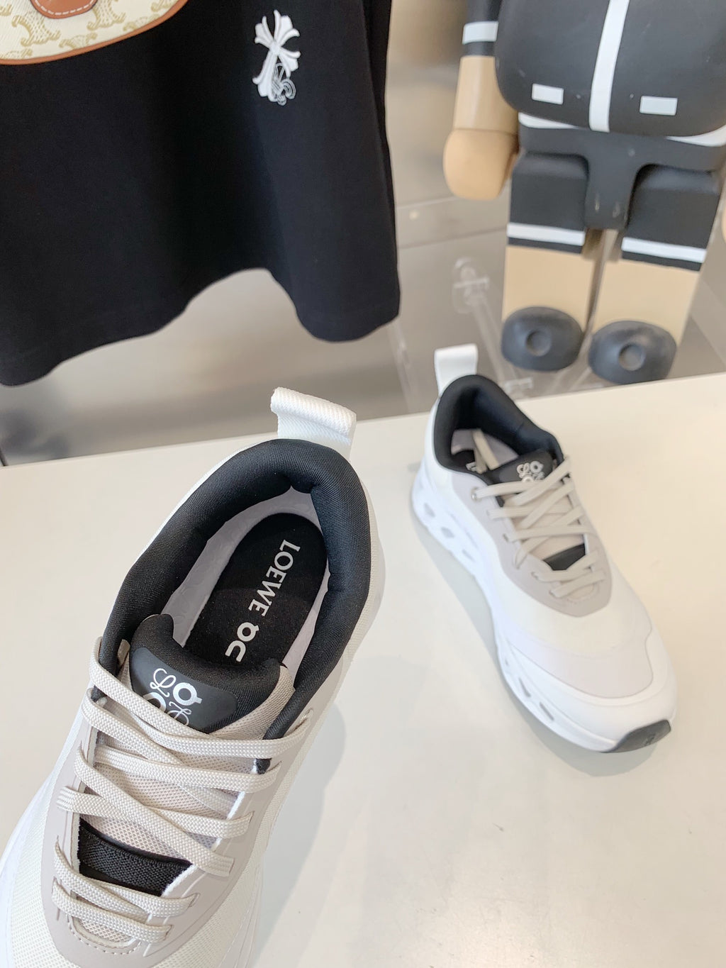 White X On Cloudtilt 2.0 Running Shoes