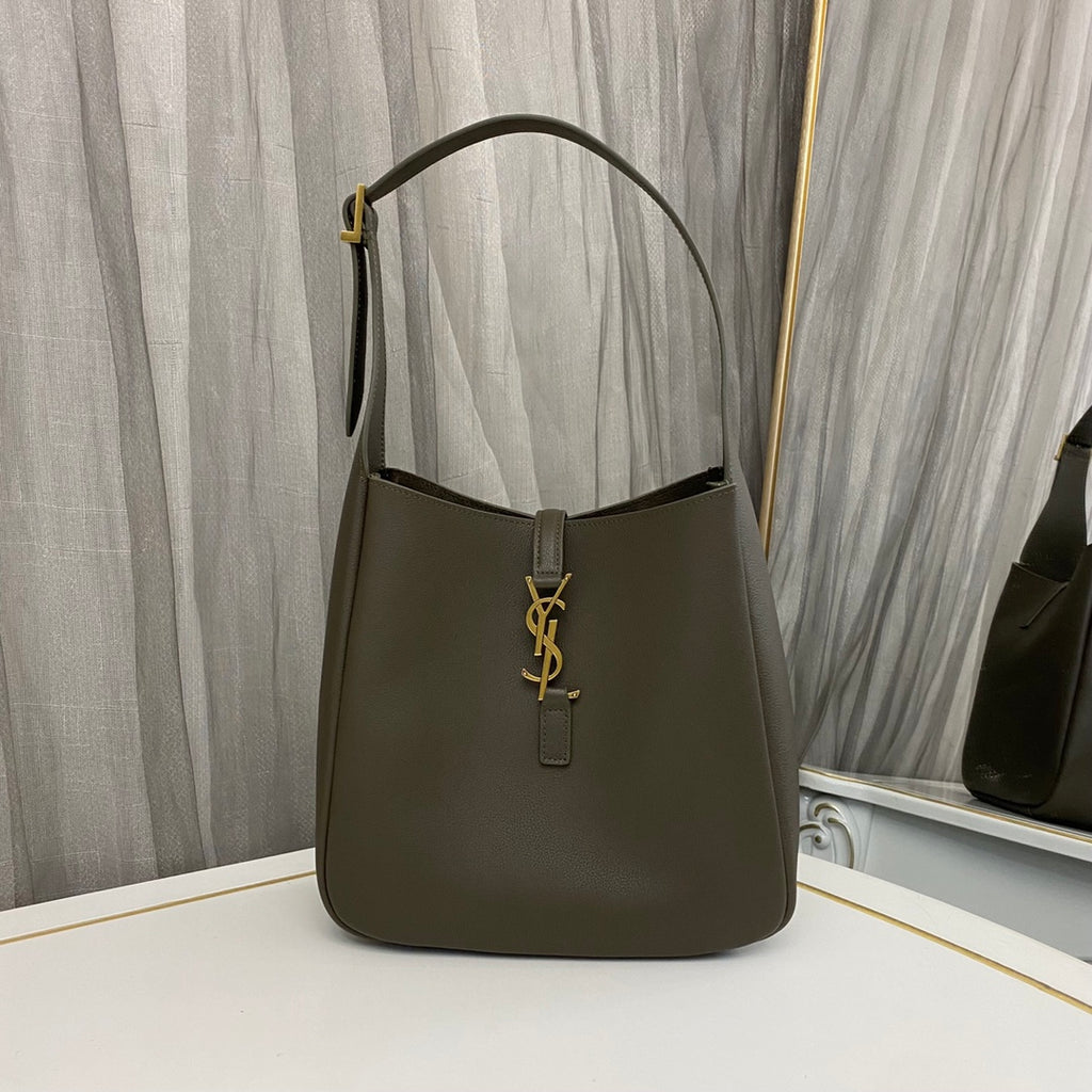 Light Musk Le 5 à 7 Small Leather Shoulder Bag