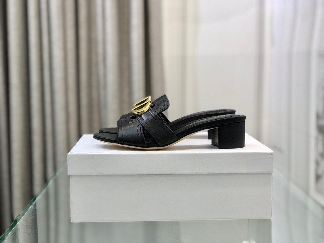 Black 30M heeled slide mule