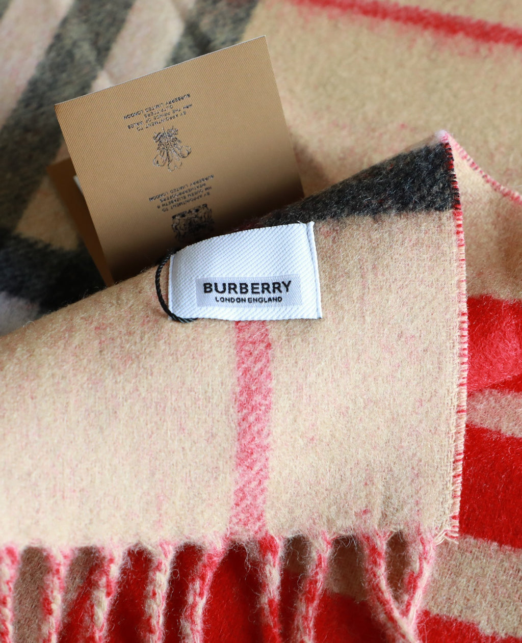 Begie wool love jacquard scarf