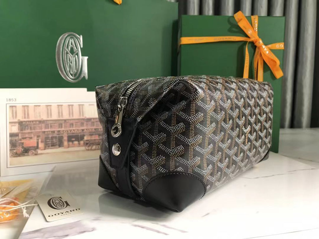 Black Bowling 25 Toiletry Bag