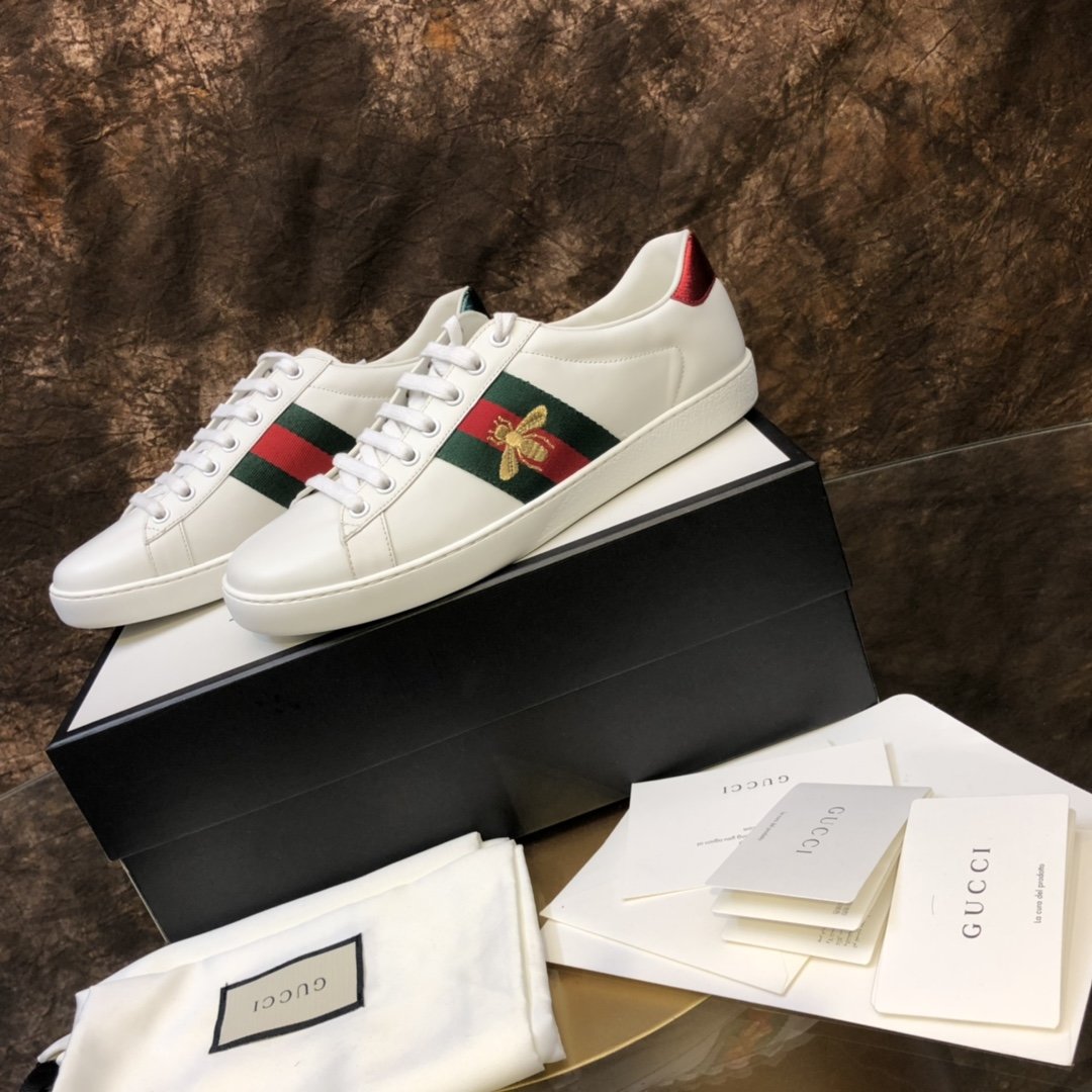 Women's Metallic heel GA embroidered leather sneakers