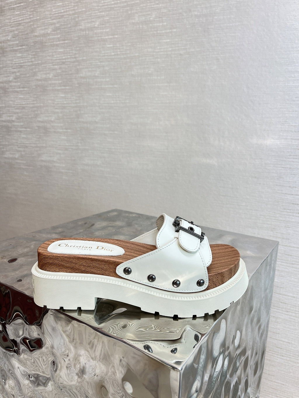 White DQ strap slide