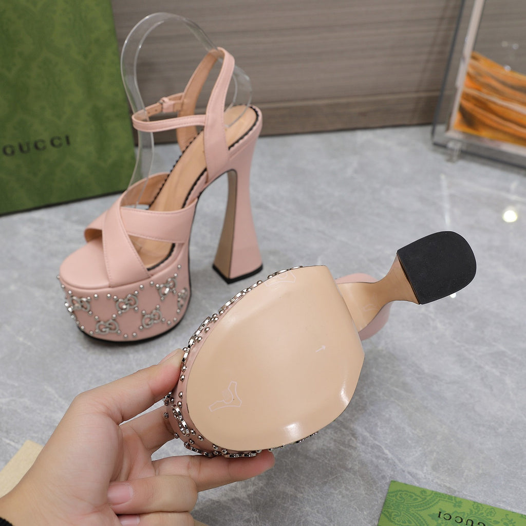 Pink interlocking studs sandal