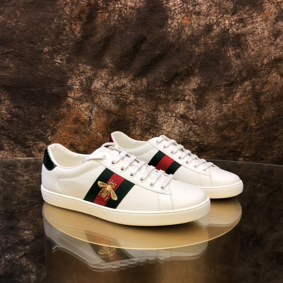 Women's Metallic heel GA embroidered leather sneakers