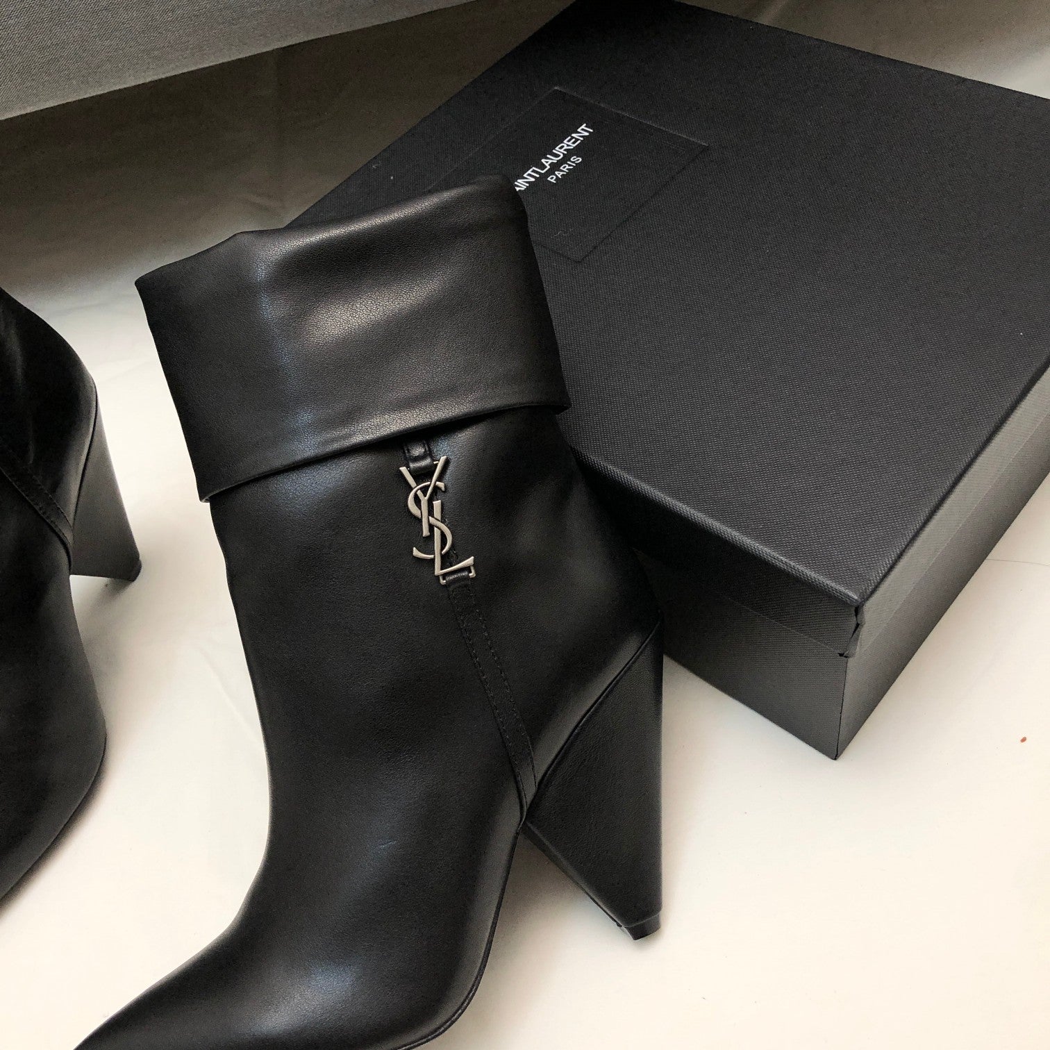 Black YN Booties In Smooth Leather