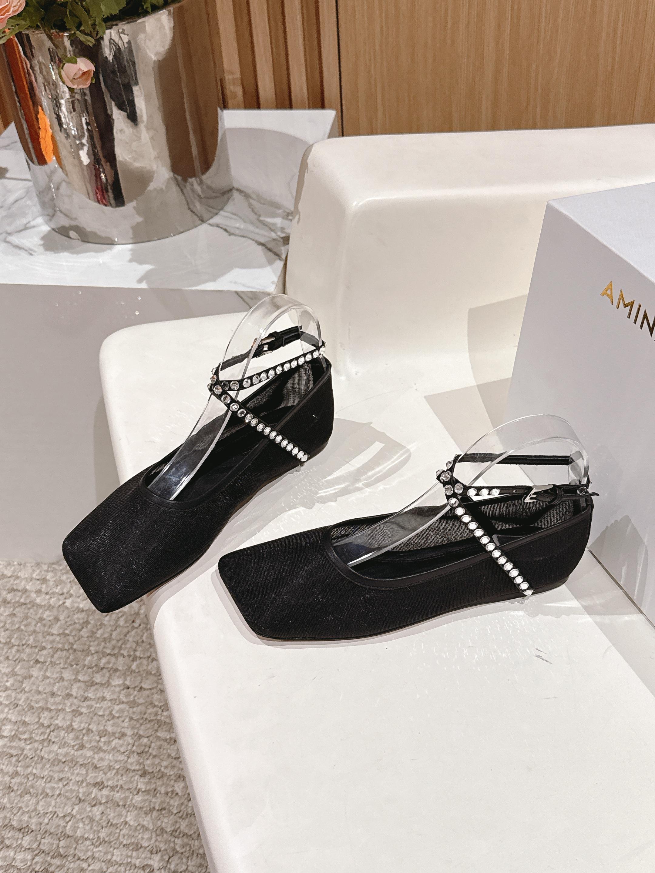 Black Ane Mesh Crystal Flat