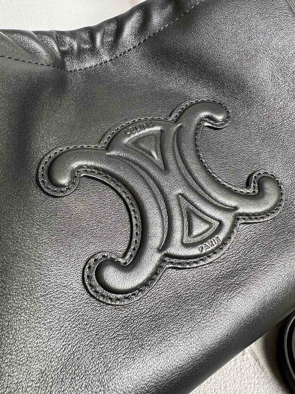 Black Small Cabas Drawstring Triomphe