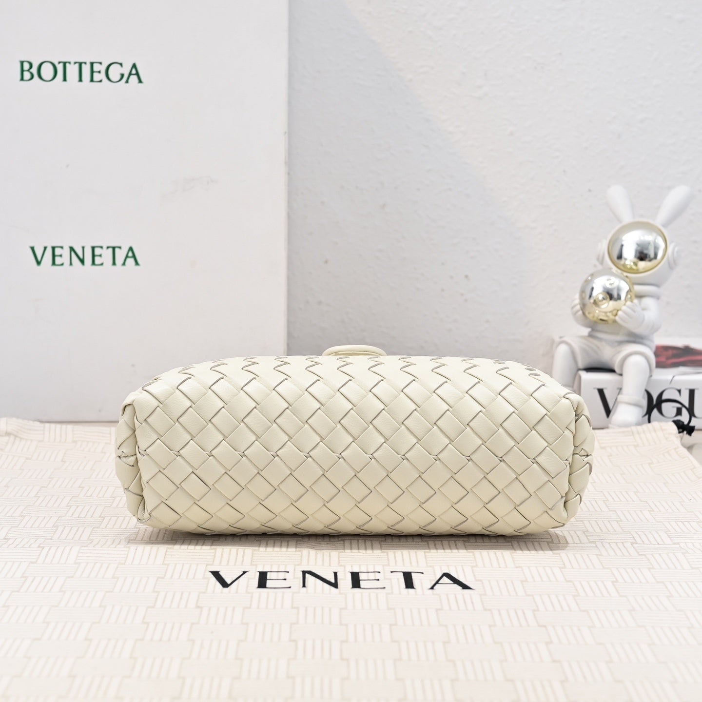 Chalk Small Lauren 1980