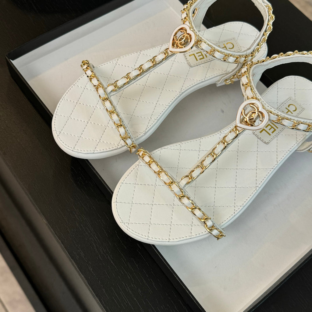 White Cruise 2024/25  Sandals