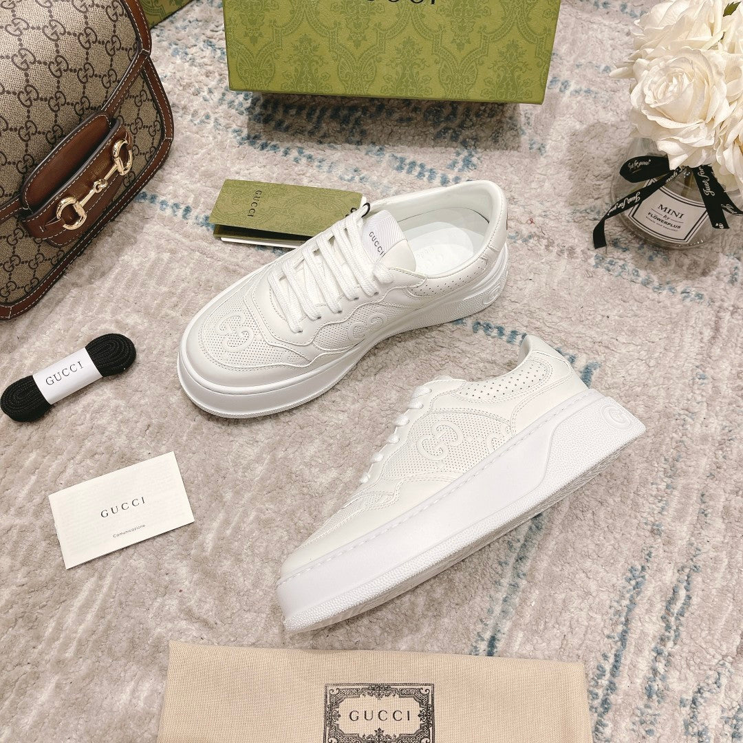 Women's White GG sneaker