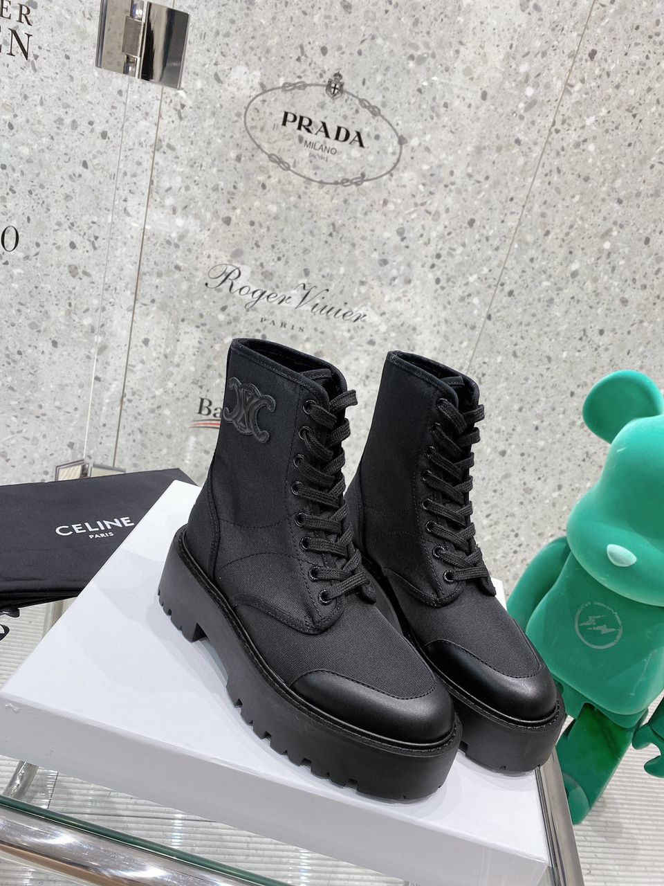 Black CB laced up boot