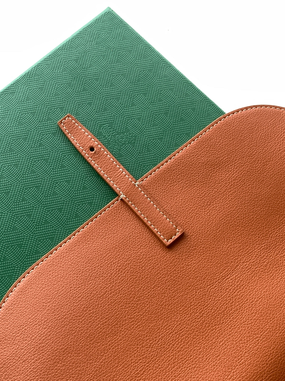 Black & Tan Coursier Messenger Bag