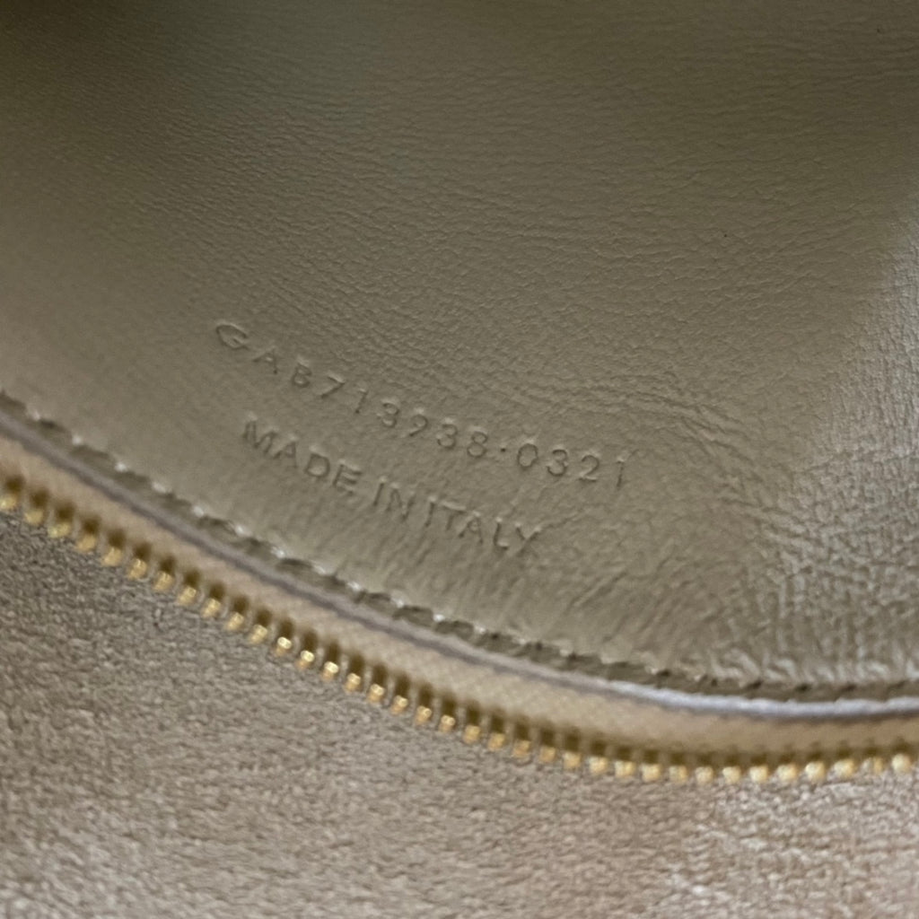 Blanc Vintage Le 5 à 7 Small Leather Shoulder Bag